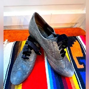 BORN BRAND VINTAGE STYLE LOAFERS GRAY SOFT LEATHER IN GUC FAVORITE SHOES SZ 8✨✨✨